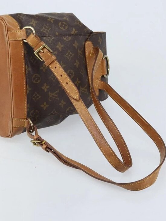 LOUIS VUITTON Monogram Montsouris MM Backpack main image 9